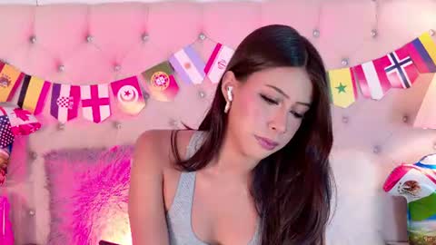 Snapshot of caterinaromano_ chatting on June 2026 07:40:01 PM CaterinaRomano online show from June 2026 07:40:01 PM