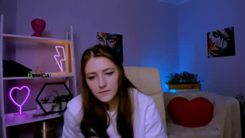 Snapshot of catherine_kitty chatting on February 2025 04:14:02 PM Catherine online show from February 2025 04:14:02 PM