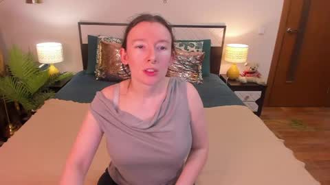 Catrin online show from April 2026 01:55:02 AM