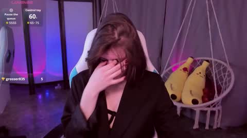 cathybarnes online show from November 2025 04:33:02 AM