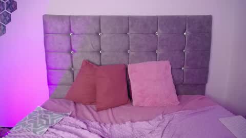 Catleya y online show from November 2025 09:06:02 PM