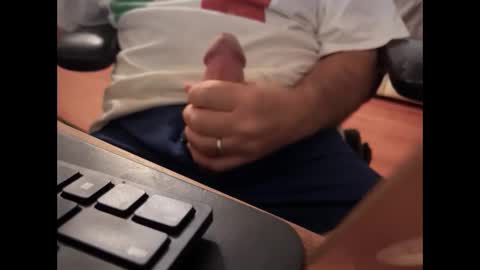 catmandoo21001 online show from September 2025 02:55:02 AM