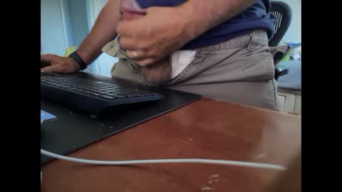 catmandoo21001 online show from September 2025 09:15:02 PM