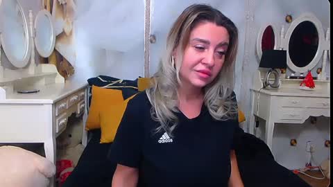 Snapshot of catpussy4 chatting on January 2025 05:55:01 AM lauren online show from January 2025 05:55:01 AM