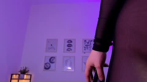 Snapshot of cattaleya002 chatting on May 2026 10:40:02 PM CATALEYA online show from May 2026 10:40:02 PM