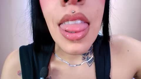 Snapshot of catte_jensen chatting on February 2026 01:37:02 AM Cattleya online show from February 2026 01:37:02 AM