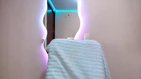 Snapshot of catte_jensen chatting on February 2026 03:35:01 AM Cattleya online show from February 2026 03:35:01 AM