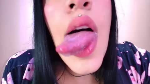 Snapshot of catte_jensen chatting on February 2026 03:03:02 AM Cattleya online show from February 2026 03:03:02 AM