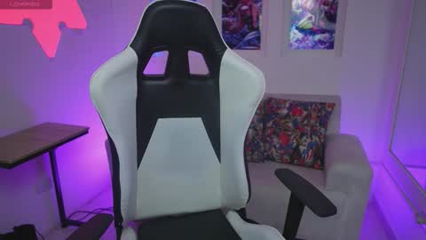 cattleyascaly online show from September 2025 07:30:02 PM