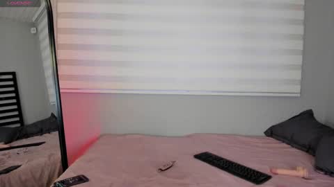 Caty  online show from September 2025 09:15:02 PM