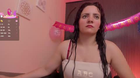 Snapshot of caty_sex4u chatting on October 2025 07:15:01 AM caty online show from October 2025 07:15:01 AM