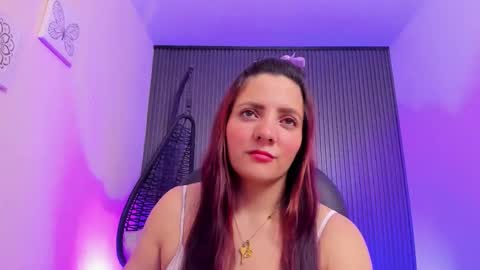 Snapshot of caty_sex4u chatting on November 2025 07:40:02 AM caty online show from November 2025 07:40:02 AM