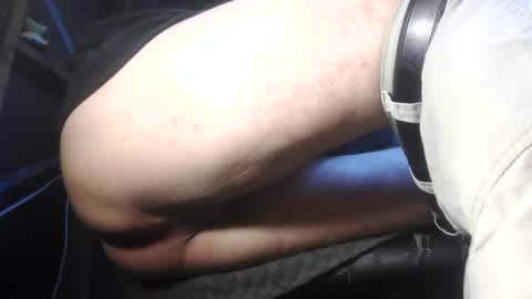 caughtnaked online show from November 2025 08:29:01 PM