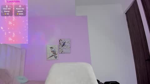 Cay online show from November 2025 01:58:02 PM