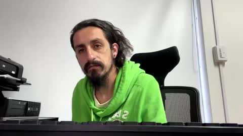 Snapshot of cayu_frensh94 chatting on December 2024 10:09:02 PM cayu_frensh94 online show from December 2024 10:09:02 PM