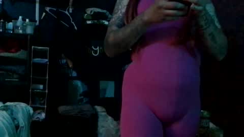 Snapshot of cd_desiree chatting on February 2025 06:25:02 AM Sissy boy online show from February 2025 06:25:02 AM