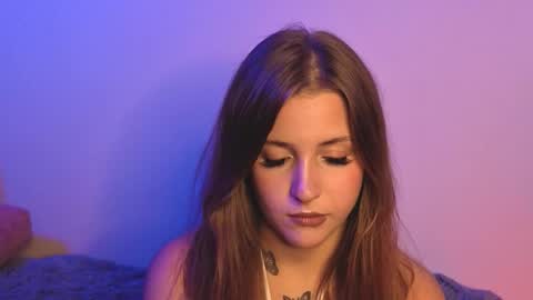 Lina  online show from October 2025 07:25:02 PM