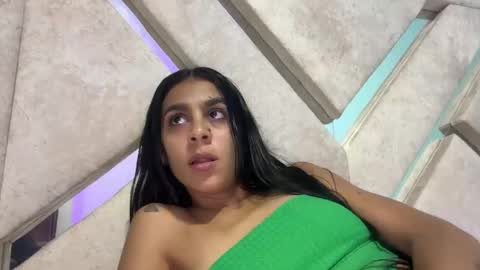 ceci1218 online show from April 2026 04:46:01 AM