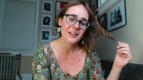 Cecily Saint Claire online show from December 2024 02:38:02 PM