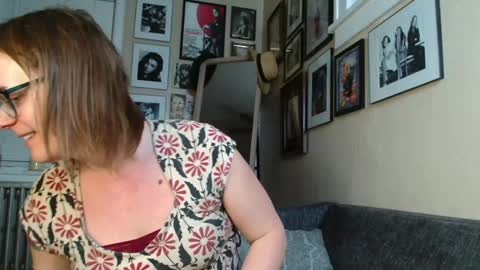 Cecily Saint Claire online show from December 2024 01:38:02 PM