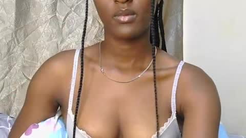 cee_queen online show from June 2026 12:36:01 PM