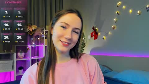 Josie Manesi online show from February 2025 07:06:02 PM