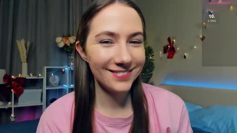 Josie Manesi online show from February 2025 07:33:02 PM