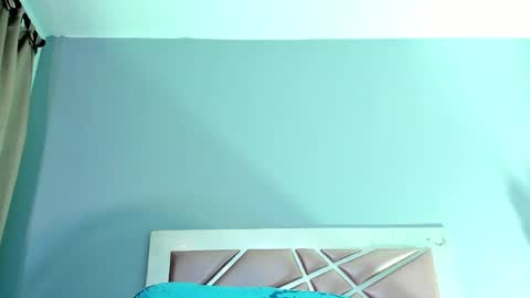 Snapshot of celeeste_w chatting on April 2026 02:27:02 AM Celeste online show from April 2026 02:27:02 AM