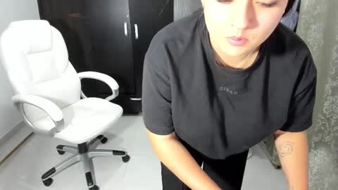 Snapshot of celesstebruce chatting on February 2025 02:39:01 AM meli online show from February 2025 02:39:01 AM