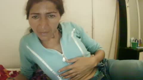 celeste198694 online show from February 2026 06:17:01 PM