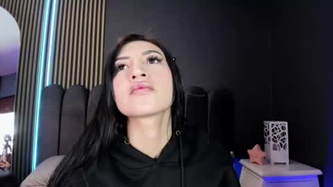 Snapshot of celeste_bs chatting on June 2026 05:32:02 AM Celeste online show from June 2026 05:32:02 AM