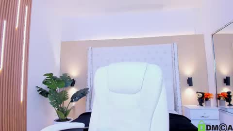 Celeste Wayne online show from November 2025 08:31:01 PM