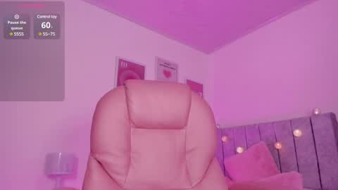 Snapshot of celestecute_ chatting on December 2024 04:38:01 AM Celeste INSTAGRAM Celestecute 01 online show from December 2024 04:38:01 AM