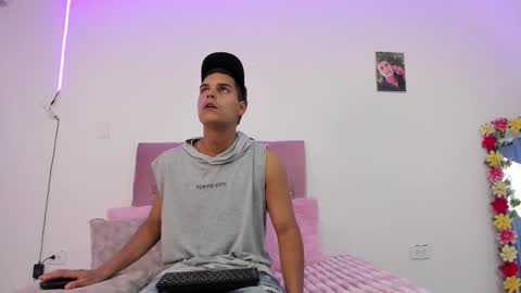 Snapshot of celestederek chatting on October 2025 01:34:02 PM Celeste - Derek online show from October 2025 01:34:02 PM