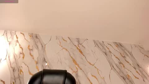 Celeste Moon online show from November 2025 06:57:01 PM