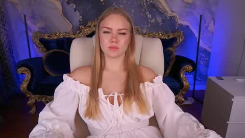 celestenoirr online show from September 2025 01:13:01 PM