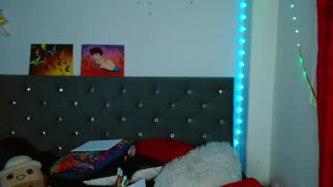 I am Valentinn online show from January 2025 01:52:01 AM