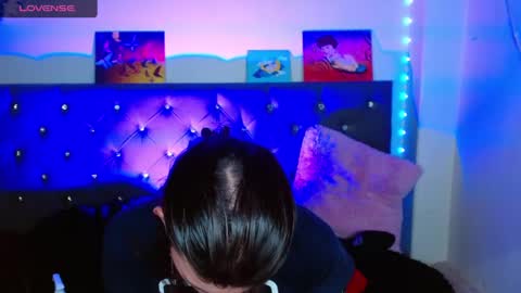 I am Valentinn online show from February 2025 02:01:01 AM