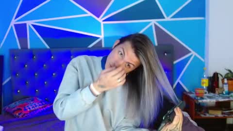 I am Valentinn online show from October 2025 01:14:02 AM