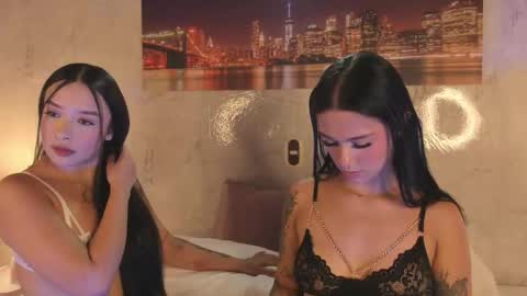 CelesteCristal online show from November 2025 04:09:01 PM