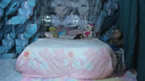 celesteyorucso1 online show from November 2025 02:58:02 AM