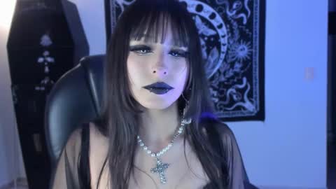   online show from February 2026 01:09:01 AM