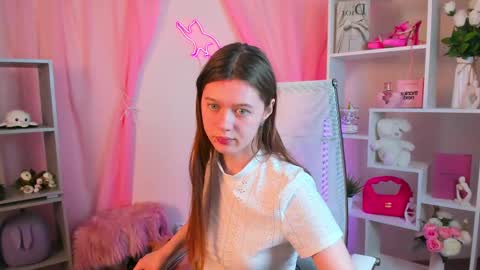 your cute kitty online show from March 2026 07:06:02 PM