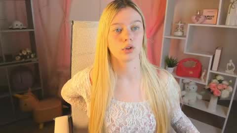 your cute kitty online show from April 2026 07:58:02 PM