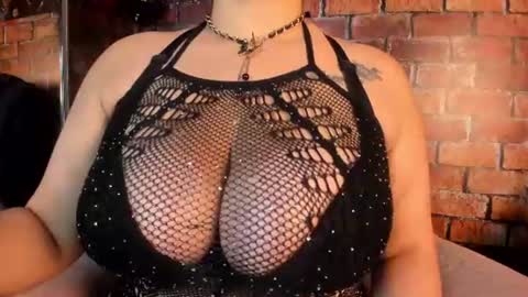 Snapshot of celestte_beautiful chatting on June 2026 11:33:01 AM celestte_beautiful online show from June 2026 11:33:01 AM