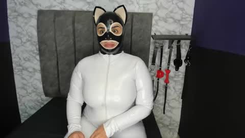       online show from January 2025 12:07:02 PM