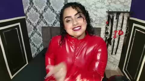       online show from February 2025 01:41:01 AM