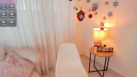 Ari online show from December 2024 08:28:02 PM