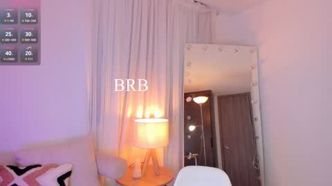 Ari online show from January 2025 11:13:01 PM