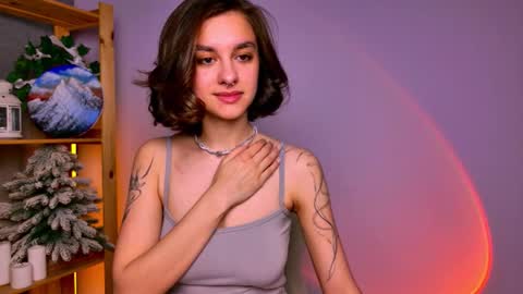  Celine  online show from December 2025 05:03:02 AM